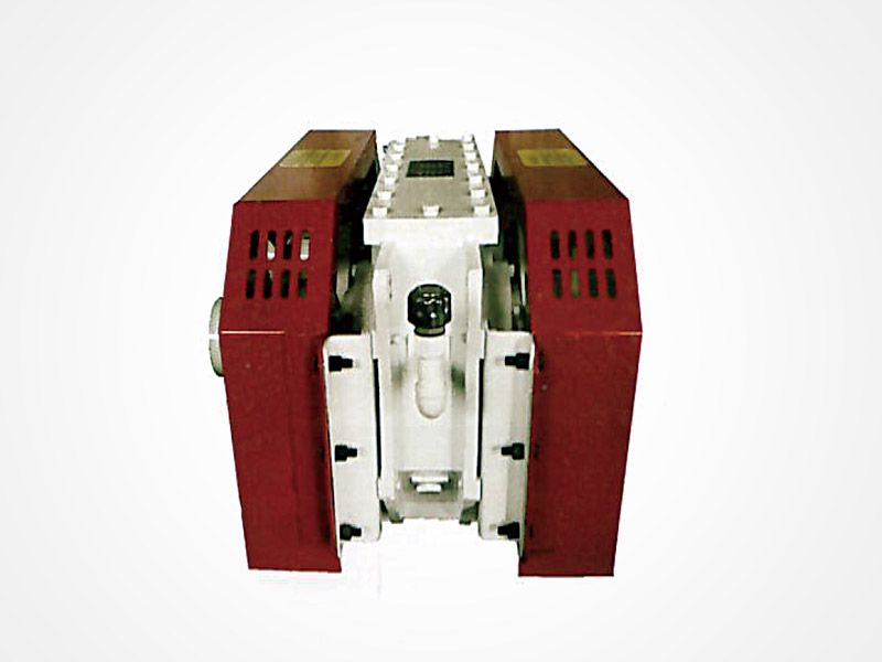 座式強(qiáng)制同步稀油激振器